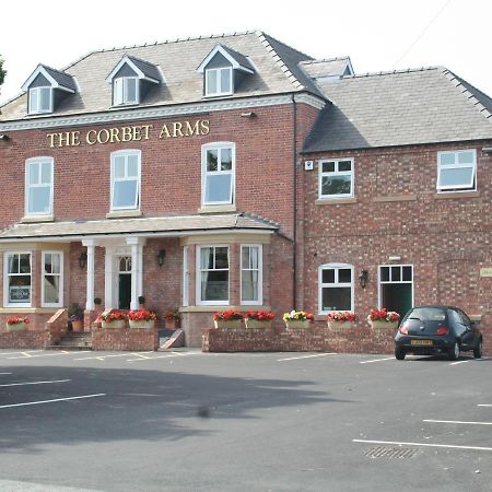 Готель The Corbet Arms Uffington  Екстер'єр фото